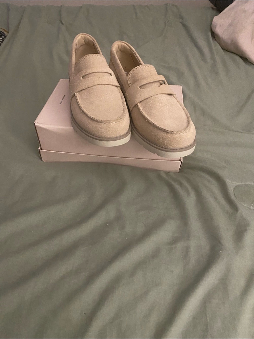 Sperry Women’s Cream Suede Penny Loafers